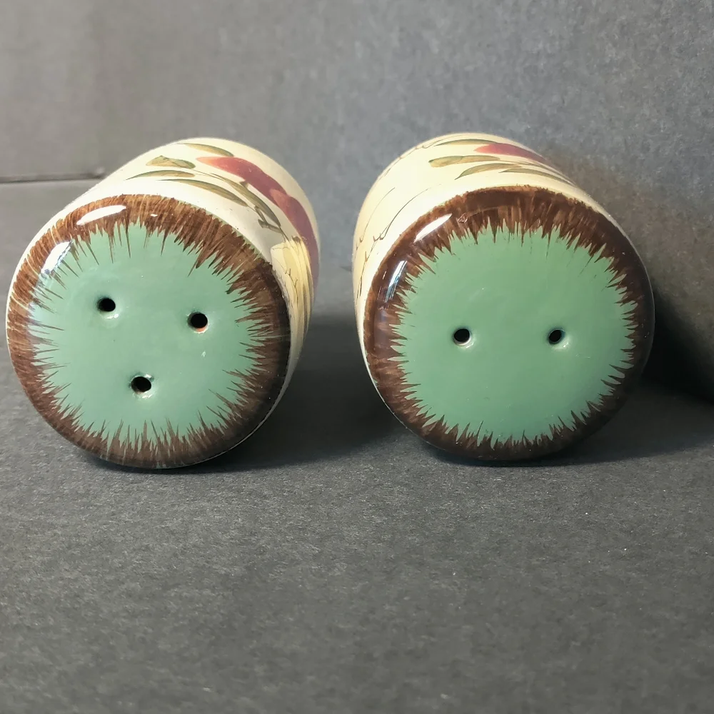 HOME INTERIOR SALT & PEPPER SET⭐ - Picture 2 of 9